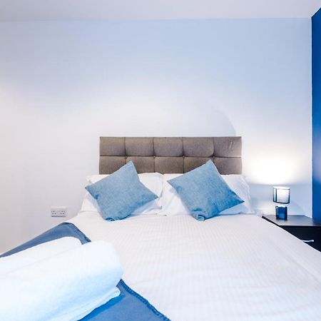 2 Bed Apartment With Balcony Private Parking Near Etihad Stadium, Coop Live Manchester Extérieur photo