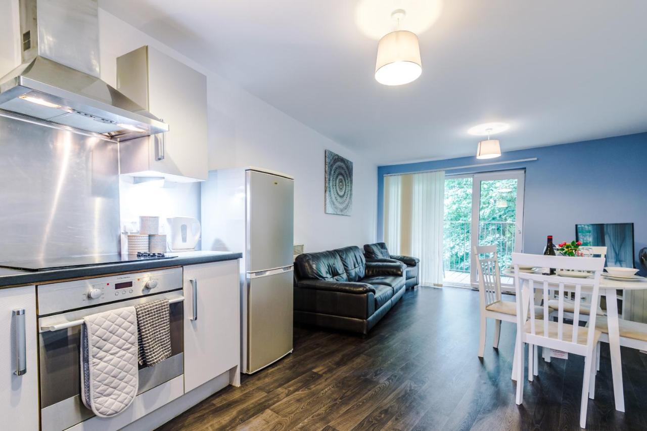 2 Bed Apartment With Balcony Private Parking Near Etihad Stadium, Coop Live Manchester Extérieur photo