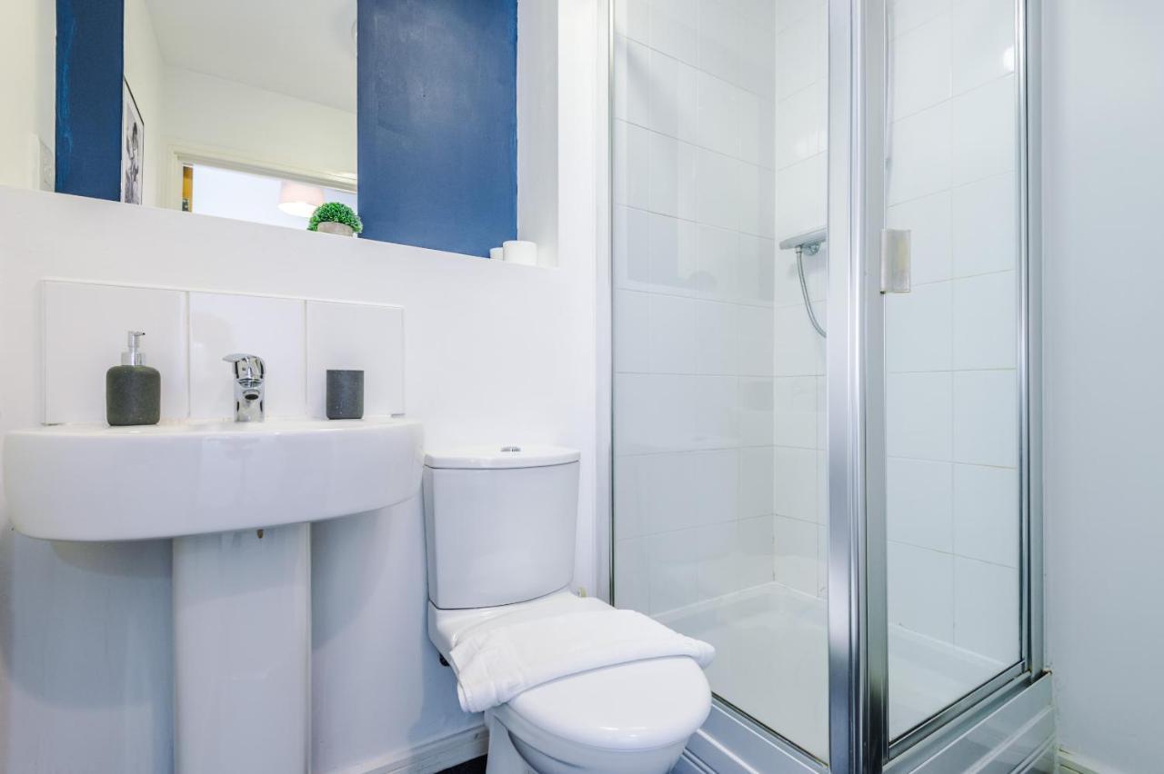 2 Bed Apartment With Balcony Private Parking Near Etihad Stadium, Coop Live Manchester Extérieur photo